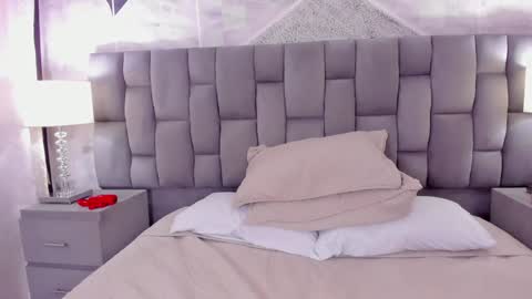 CintiaCollins  online show from 01-30-25, 12:18