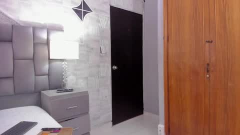 CintiaCollins  online show from 02-14-25, 10:14