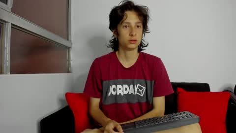 cirosky_elchicopolla online show from 05-04-26, 02:51
