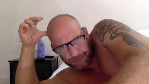 . online show from 11-12-25, 10:41