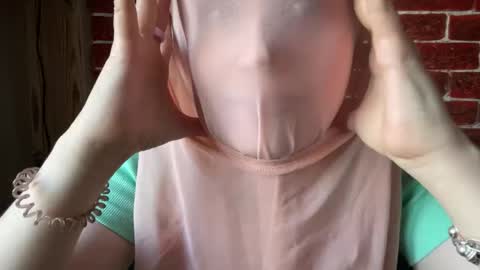 citrusblissss online show from 10-17-25, 02:59