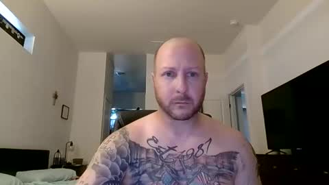 Snapshot of cjlaz1987 chatting on 04-27-26, 09:13 cjlaz1987 online show from 04-27-26, 09:13