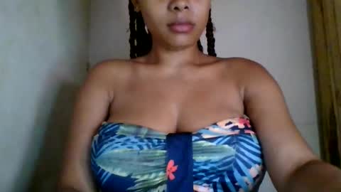 Snapshot of ckamilla45 chatting on 11-27-25, 11:34 ckamilla45 online show from 11-27-25, 11:34