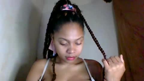 Snapshot of ckamilla45 chatting on 12-17-25, 04:18 ckamilla45 online show from 12-17-25, 04:18