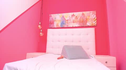 Snapshot of claire_aristizabal chatting on 01-24-25, 10:11 claire aristizabal online show from 01-24-25, 10:11