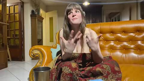 Snapshot of claire_moulin chatting on 04-30-26, 08:57 Claire Moulin online show from 04-30-26, 08:57