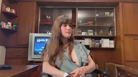 Snapshot of claire_moulin chatting on 05-29-26, 08:29 Claire Moulin online show from 05-29-26, 08:29