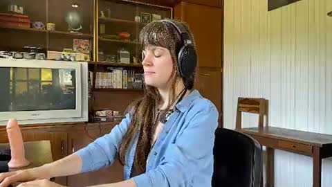 Snapshot of claire_moulin chatting on 07-22-26, 11:35 Claire Moulin online show from 07-22-26, 11:35