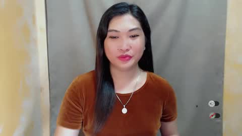 CLAIRE online show from 12-12-24, 01:49