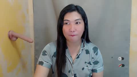 CLAIRE online show from 12-16-24, 03:54
