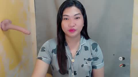 CLAIRE online show from 12-17-24, 03:39
