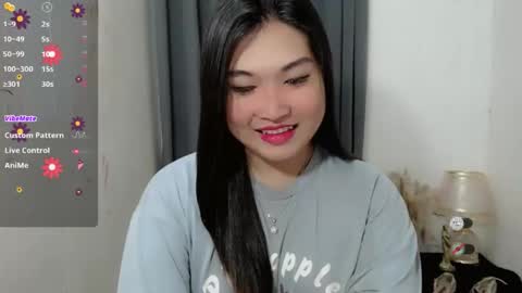 Snapshot of clairewntr_ chatting on 10-10-25, 04:44 CLAIRE online show from 10-10-25, 04:44