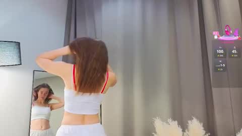 Snapshot of clairwittenmyer chatting on 09-21-25, 01:07 Im Amy online show from 09-21-25, 01:07