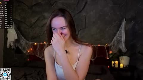 Snapshot of clairwittenmyer chatting on 10-28-25, 01:09 Im Amy online show from 10-28-25, 01:09