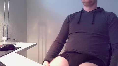 clamshive7 online show from 04-25-26, 06:16
