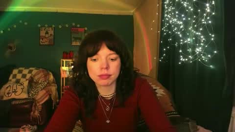 Snapshot of clancyosbourne chatting on 03-08-26, 06:34 Clancy online show from 03-08-26, 06:34