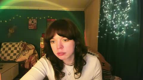 Snapshot of clancyosbourne chatting on 04-04-26, 04:59 Clancy online show from 04-04-26, 04:59