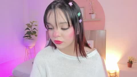 C L A R A online show from 06-03-26, 02:25