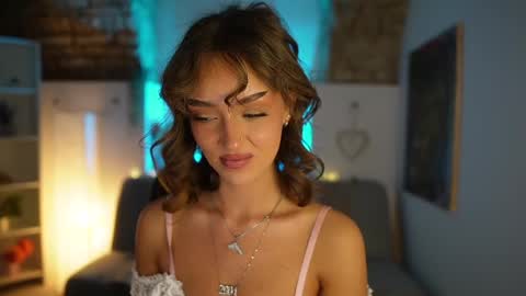 Snapshot of clara_smile chatting on 02-06-25, 07:40 Clara smile online show from 02-06-25, 07:40