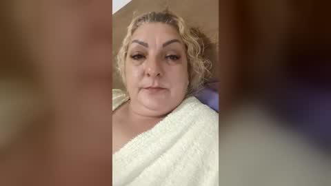 Clara online show from 06-19-26, 11:30
