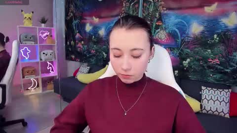 clarabenson online show from 10-10-25, 07:02