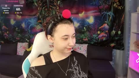 clarabenson online show from 04-05-26, 10:18