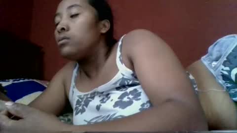 Snapshot of clarah0123 chatting on 03-06-26, 08:22 Clarah0123 online show from 03-06-26, 08:22