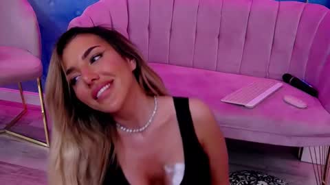 ClaraHazel online show from 03-02-25, 10:24