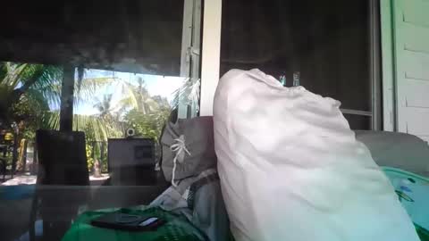 Snapshot of claralafontaine chatting on 04-12-26, 03:22 claralafontaine online show from 04-12-26, 03:22