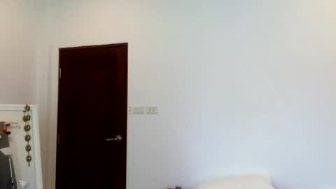 Snapshot of claralafontaine chatting on 06-28-26, 01:55 claralafontaine online show from 06-28-26, 01:55
