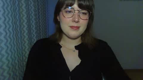 Clara online show from 05-07-26, 05:18