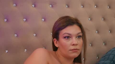 Clara online show from 05-03-26, 06:47