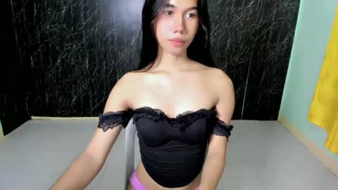 Snapshot of clarence_69 chatting on 03-11-25, 04:54 clarence_69 online show from 03-11-25, 04:54