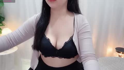Snapshot of clari_yumi chatting on 03-29-26, 01:16 Clari online show from 03-29-26, 01:16