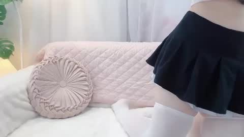 Snapshot of clari_yumi chatting on 06-29-26, 01:23 Clari online show from 06-29-26, 01:23