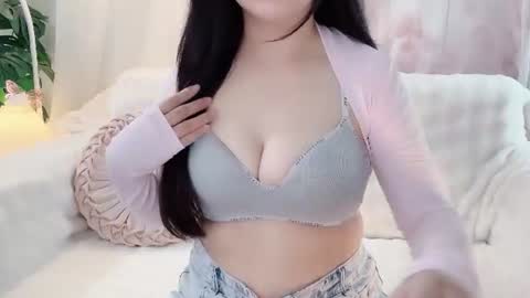 Snapshot of clari_yumi chatting on 07-20-26, 01:31 Clari online show from 07-20-26, 01:31