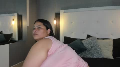 Snapshot of clarigil chatting on 02-02-25, 02:56 clarigil online show from 02-02-25, 02:56