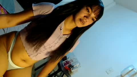 Snapshot of clarissa_swet chatting on 07-31-26, 10:14 clarissa online show from 07-31-26, 10:14