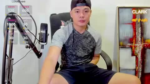 Snapshot of clarkyplaze chatting on 06-11-26, 12:19 Clark online show from 06-11-26, 12:19