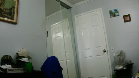 Claudia online show from 12-26-24, 09:04