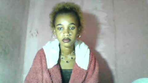 claudianne online show from 06-17-26, 01:56