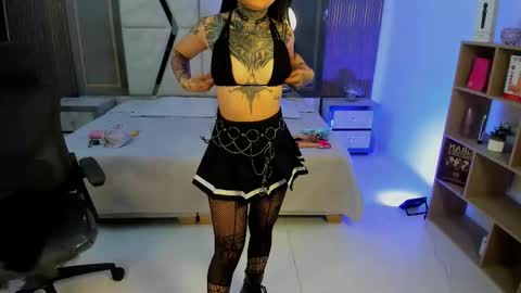 Cleo Adams online show from 10-10-25, 04:22