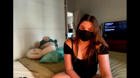 clementine75009 online show from 05-08-26, 02:55