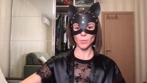 cleo_catra online show from 10-01-25, 03:40