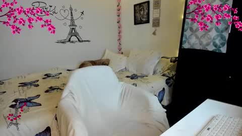 Snapshot of cleo_christmas chatting on 03-23-26, 12:14 cleo_christmas online show from 03-23-26, 12:14