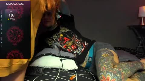 Snapshot of cleosexxx chatting on 04-02-26, 02:53 cleo y maikol online show from 04-02-26, 02:53
