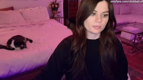 clickbait_ online show from 11-23-25, 06:24