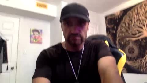 Snapshot of clintwood12 chatting on 10-01-25, 04:35 chad online show from 10-01-25, 04:35