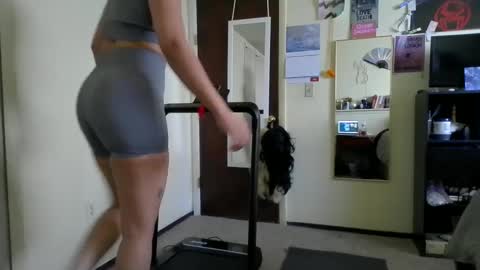 High Queen Clio online show from 02-05-25, 05:53