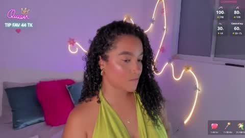 Snapshot of cloe_25 chatting on 06-05-26, 02:18 cloe_25 online show from 06-05-26, 02:18